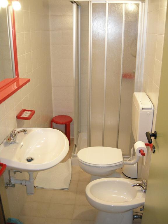 Hotel Europa Cembra Cembra Lisignago Phòng bức ảnh